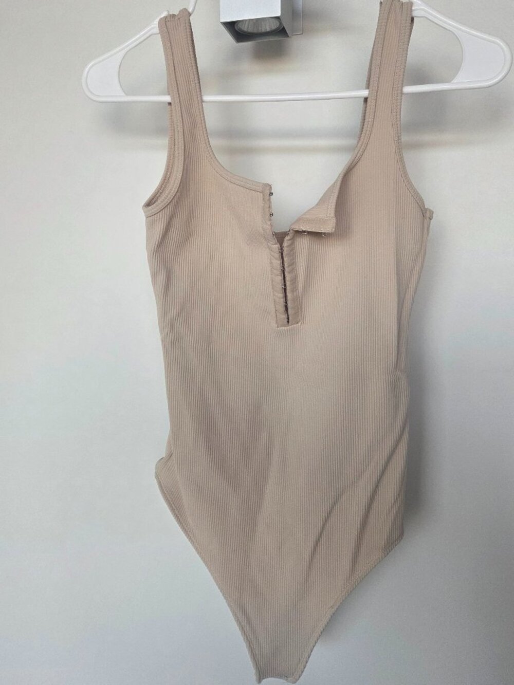Abercrombie & Fitch Cream/Ivory Ribbed Bodysuit Size Small Soft Collection